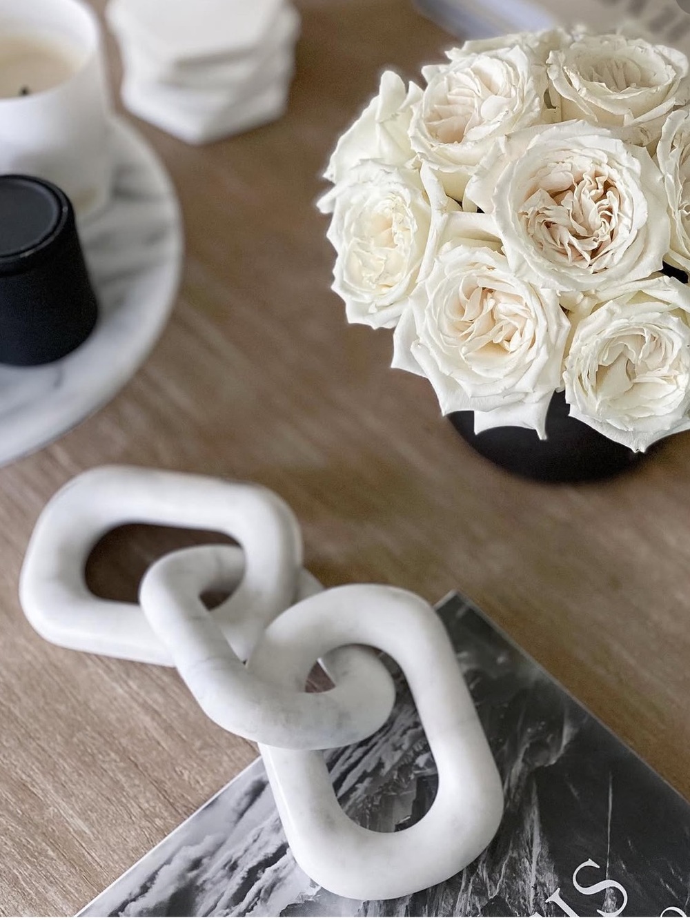 Marble Link Chain Decor